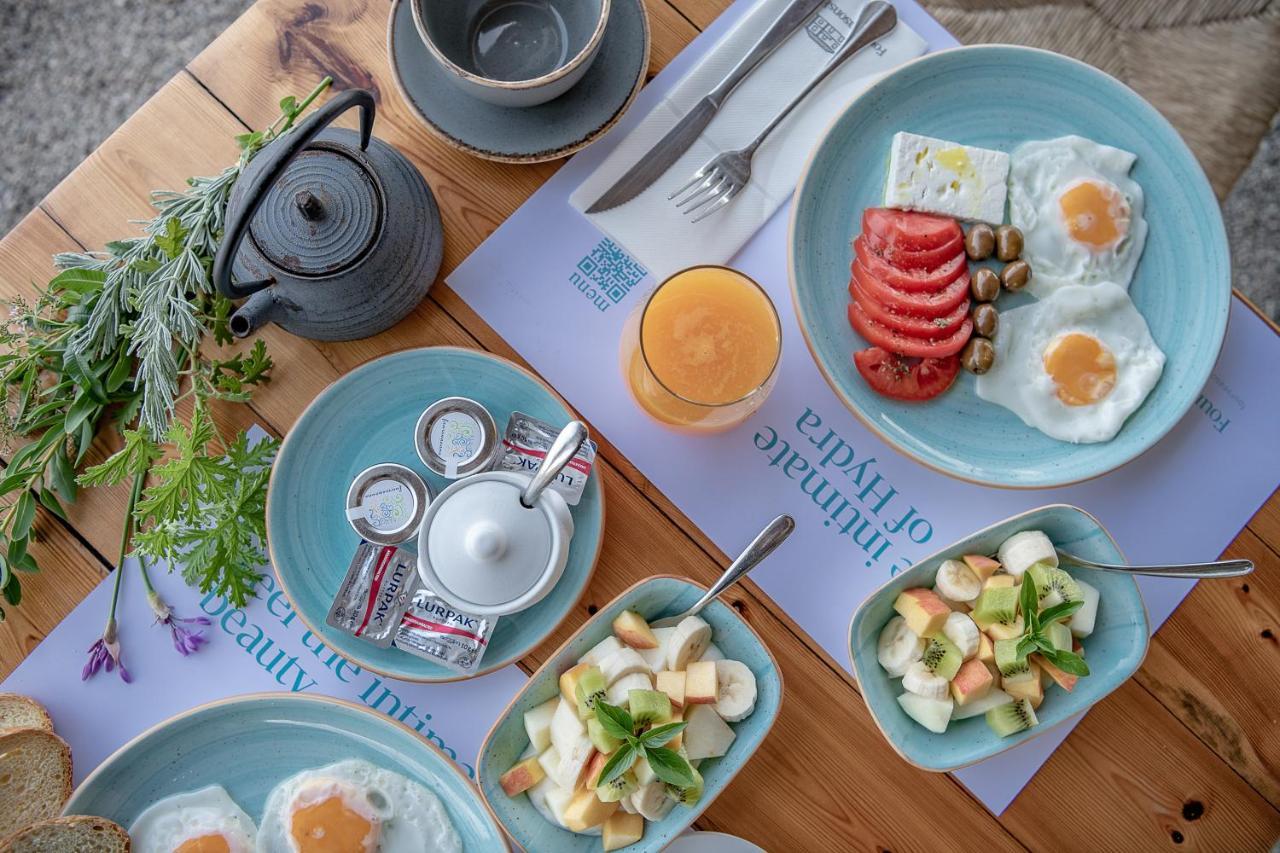 Four Seasons Hydra Luxury Suites ภายนอก รูปภาพ