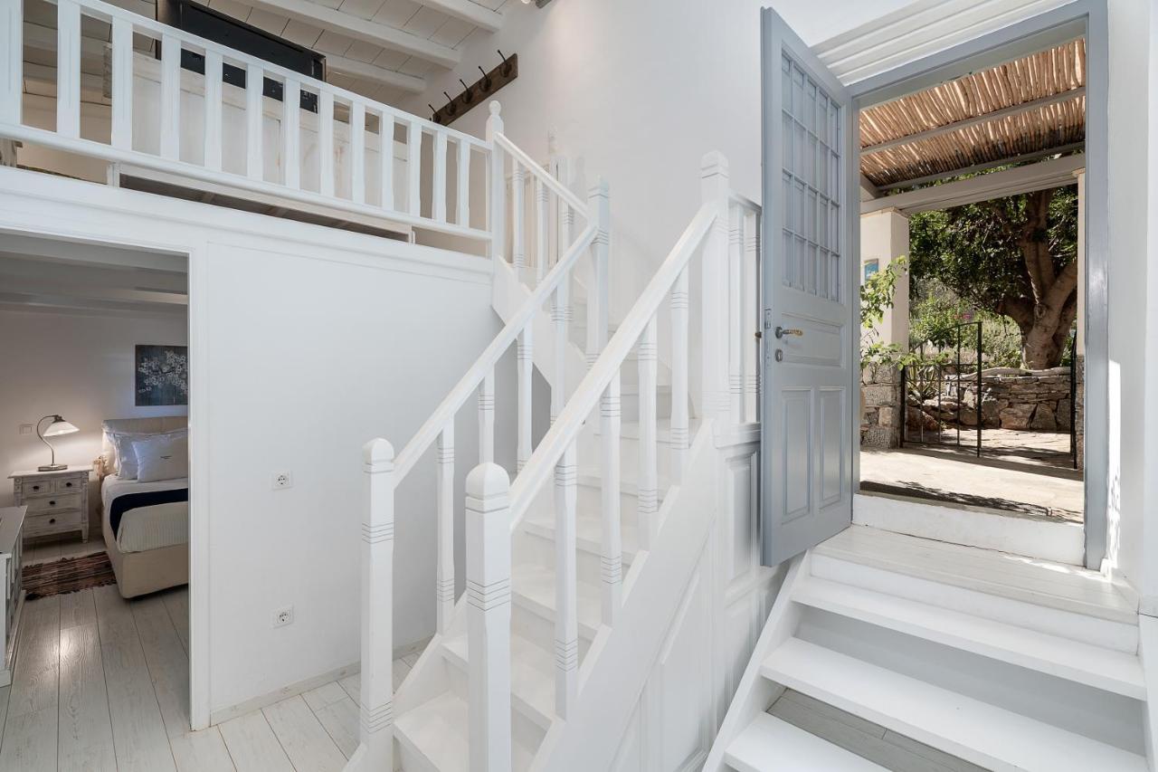 Four Seasons Hydra Luxury Suites ภายนอก รูปภาพ