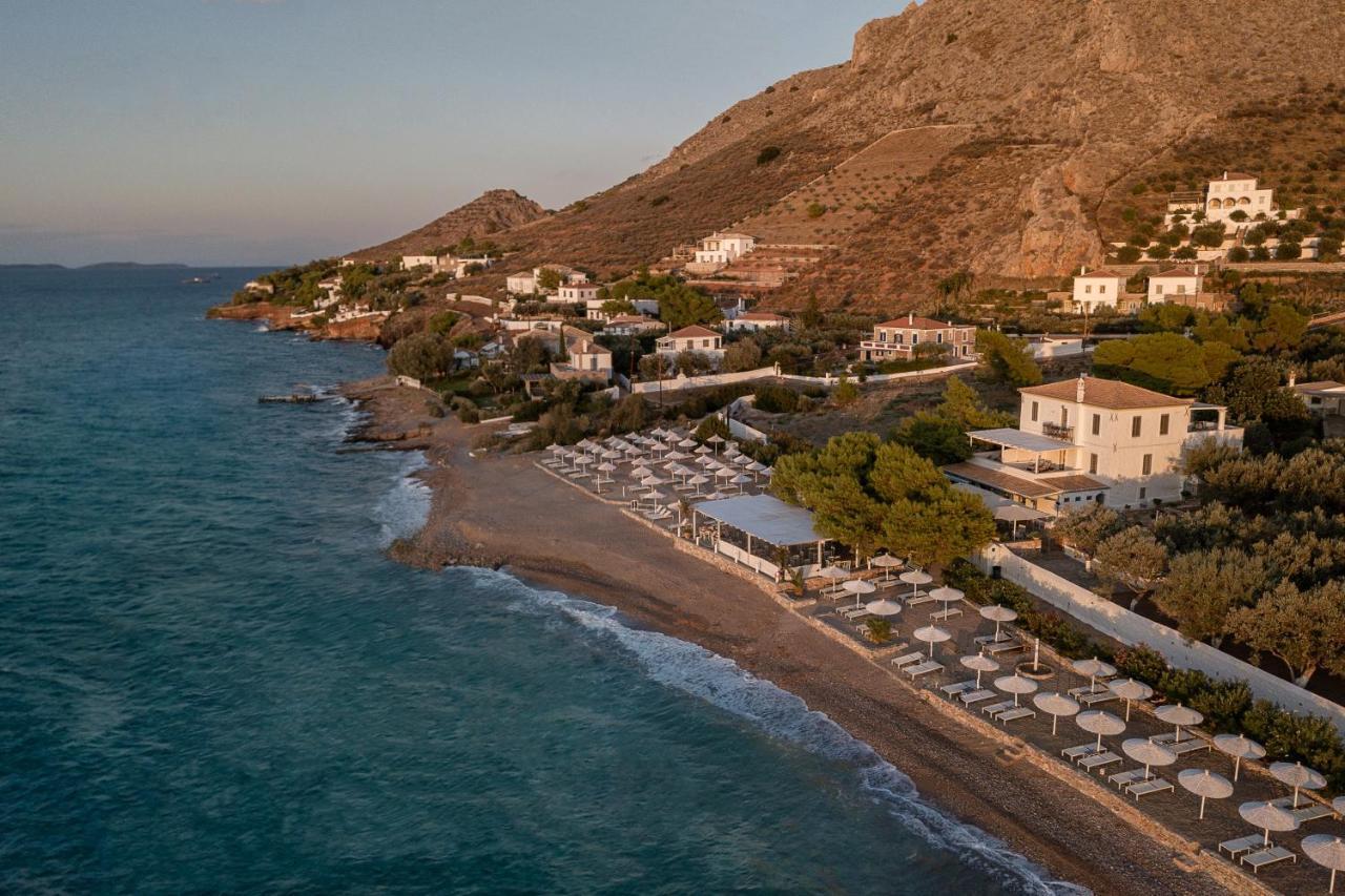 Four Seasons Hydra Luxury Suites ภายนอก รูปภาพ